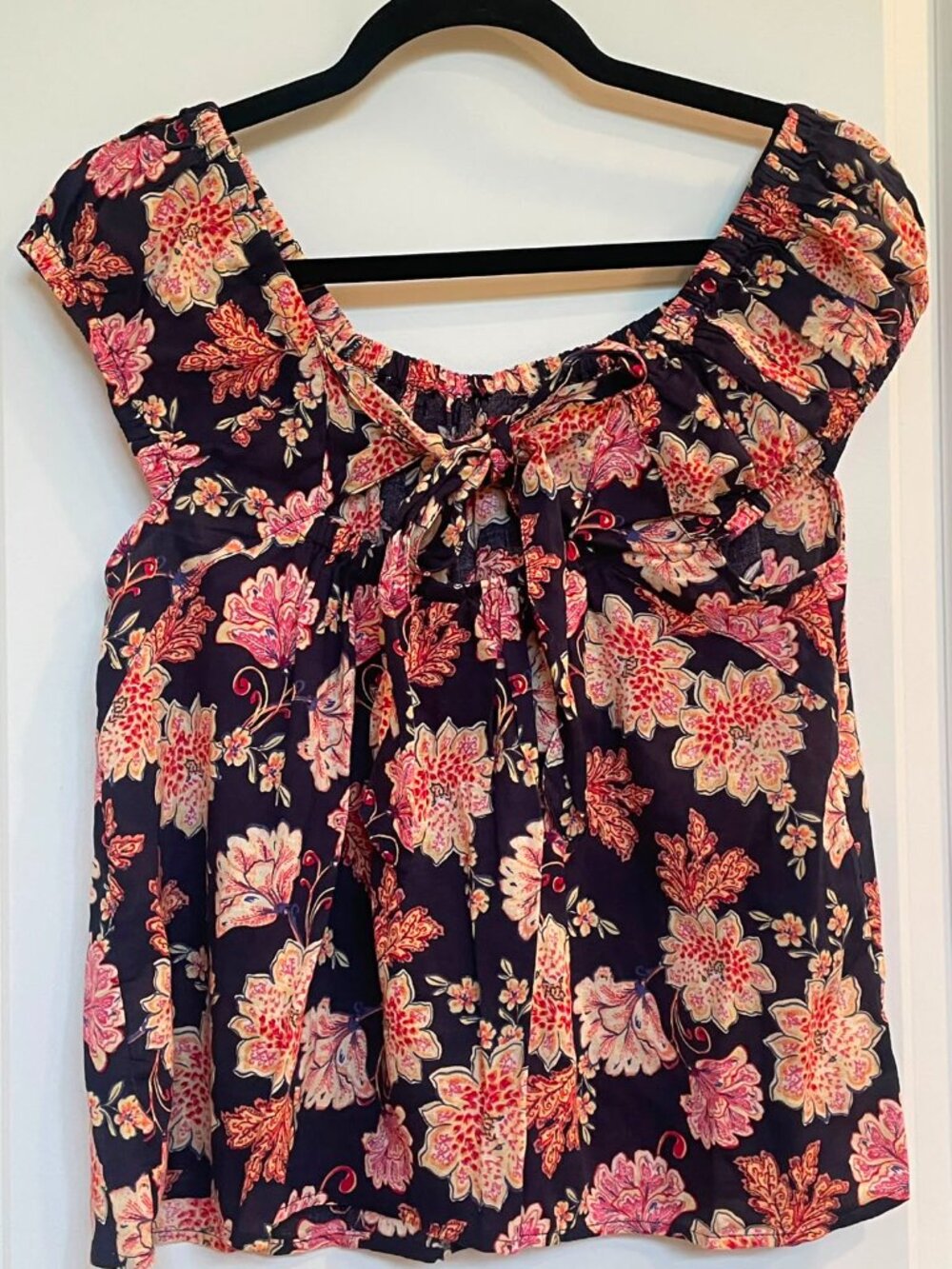 OLD NAVY Women’s Navy/Pink Floral Blouse, Size M